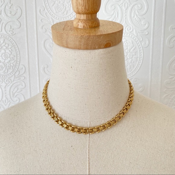 Vintage Jewelry - Vintage Goldtone Chain Link Necklace